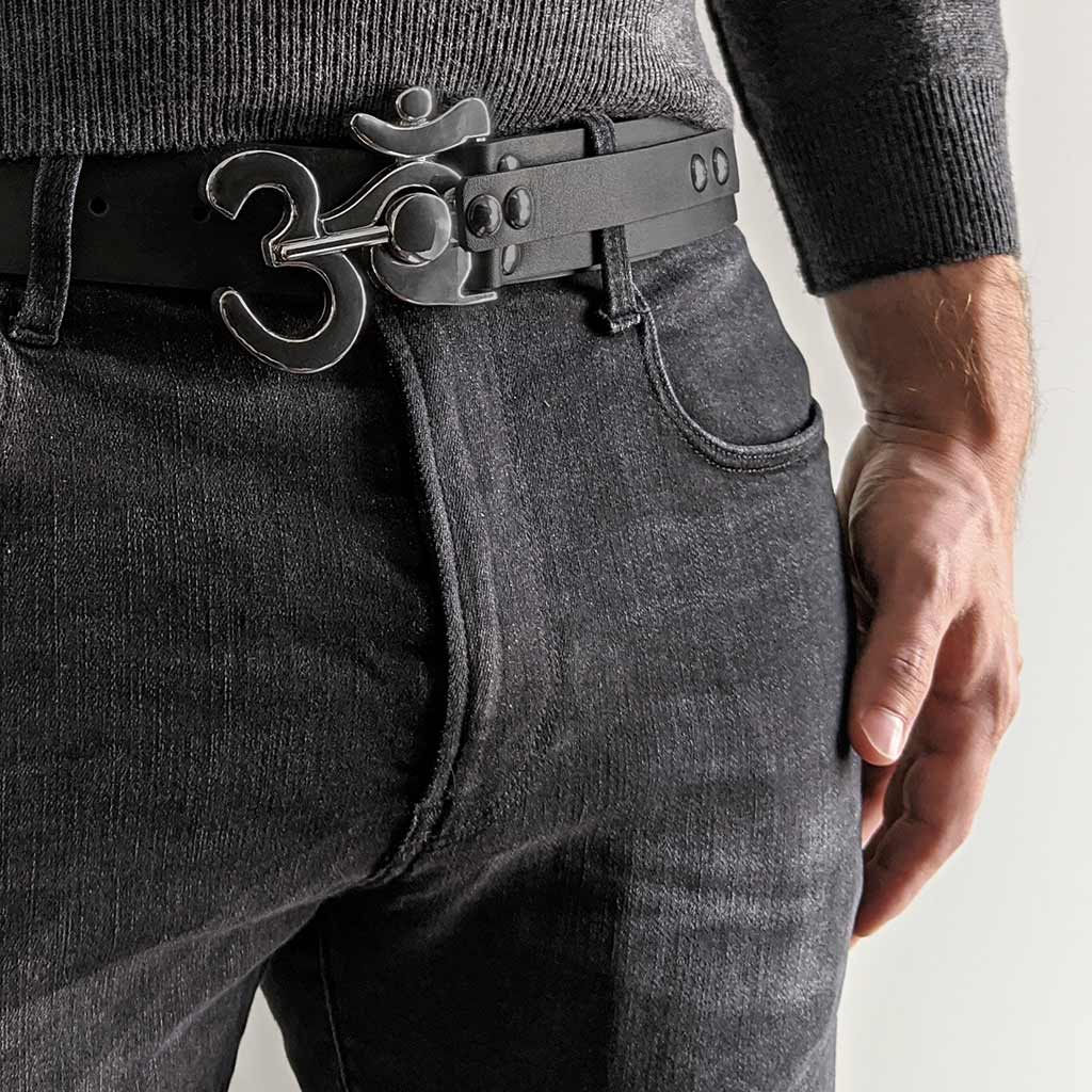Ohm peace symbol belt buckle with cool slide locking pin. Beautiful leather women's belts or men's belts. Elegant outfit.