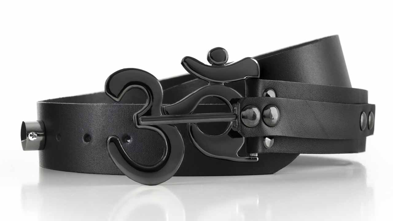Metallic black Ohm peace symbol belt buckle. Pull pin lock. Black full grain leather adjustable belt size. Goth clothing accessory.
