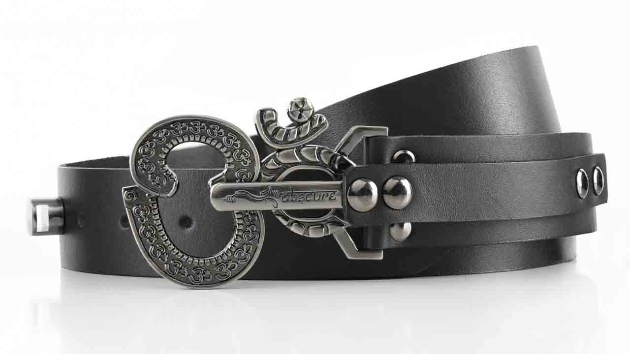 Gunmetal Ohm peace symbol belt buckle. Pull pin lock. Full grain American leather black belt strap. Adjustable belt size. BIFL